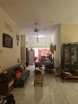 Dijual Rumah di PamulangTangerang selatan