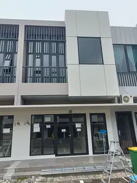 Di Sewakan Cepat Unit Ruko Gravitas Lavon swancity Cikupa