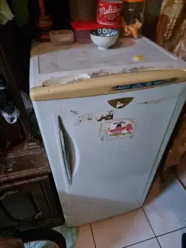 Kulkas Sharp 1 pintu