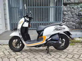 Honda Scoopy FI ISS 2017 Tgn 1 L Pribadi