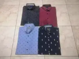 Kemeja lengan pendek