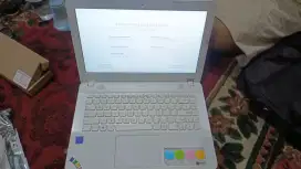 Jual cepat asus X441N Ram 4Gb HDD 500Gb Mulus tidak minus
