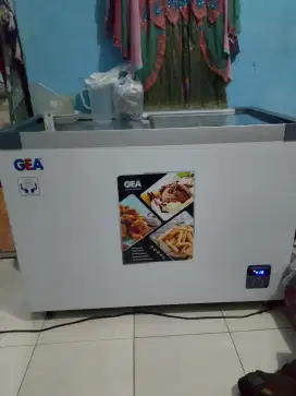 Freezer second good condition