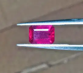NATURAL RUBY (CORUNDUM) 1.49 Ct