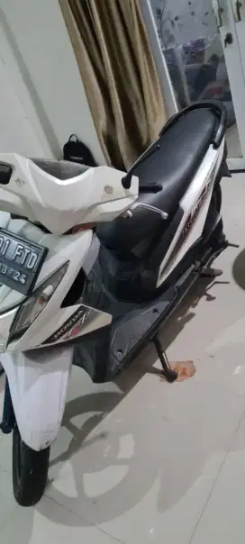 Honda Beat fi 2014.pass.Stnk hlng,Bpkb ada.pjk byr 1X.Bekasi