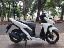 CASH KREDIT DP MINIM 1JTA HONDA VARIO 125 CBS ISS THN 2021 PAJAK IDUP
