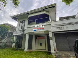 Rumah Strategis di Kawasan Elite Pondok Indah, Jakarta Selatan