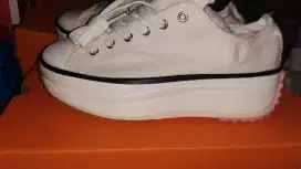 Converse white high