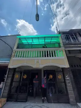 Jual rumah 2 lantai tanjung sari  Tandes Surabayaoô