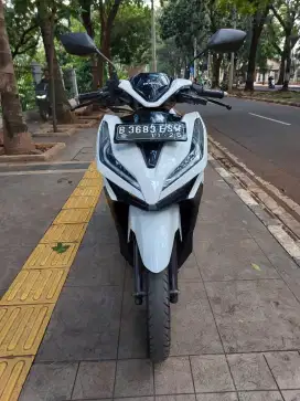 CASH KREDIT DP MINIM 1JTA HONDA VARIO 125 CBS ISS THN 2021 PAJAK IDUP