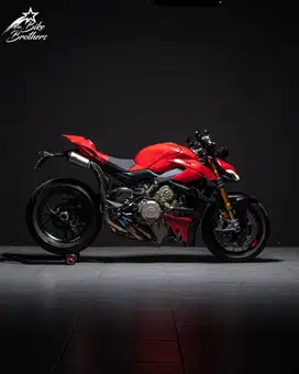 Ducati Streetfighter V4S Tahun 2023 Super Low Odo Moge Full Paper