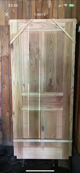 Kusen dan pintu