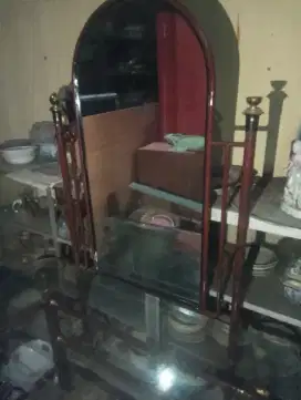 Meja Rias Bekas model jadul