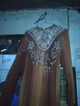 Baju muslimah wanita dewasa