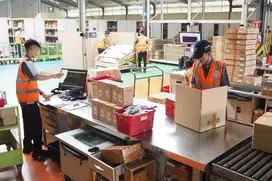 OPERATOR Gudang / Warehouse