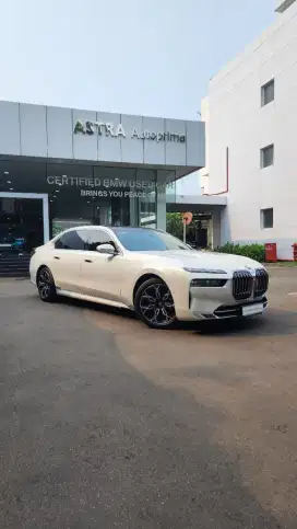 BMW 735i G70 Gran Lusso 2023!