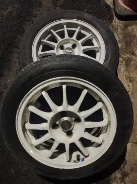 Velk mobil Ring 15 SSR type F warna masih Ori