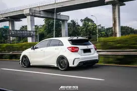 Mercedes Benz A45 AMG 2014