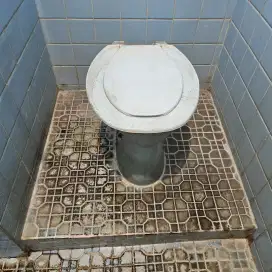 Bersih bersih Noda Kerak Kamar mandi
