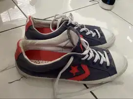 Sepatu Seken Converse