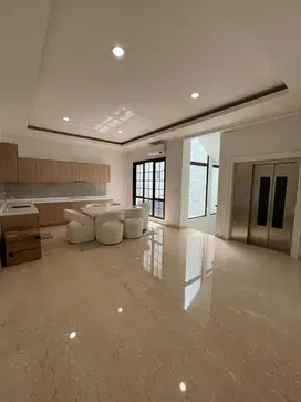 Dijual Rumah Mewah American Classic