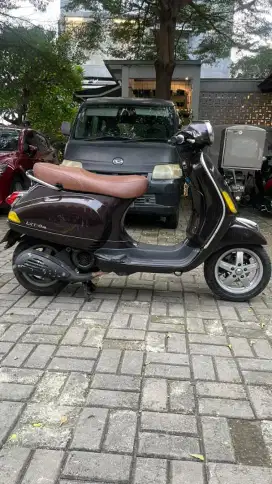 vespa matic LX 2012