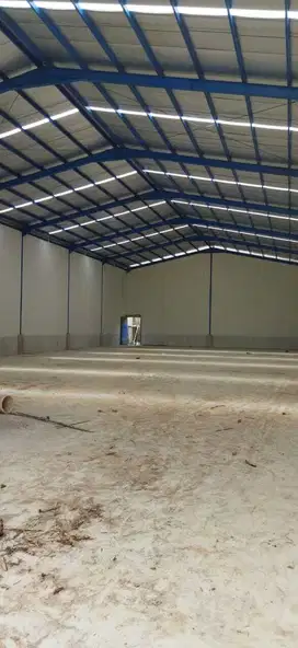 DISEWAKAN GUDANG BARU 2,196 METER LOKASI STRATEGIS DEKAT TOL LEGOK