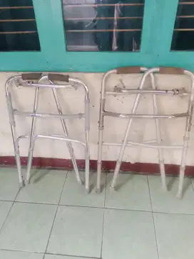 Alat bantu jalan mode jemuran