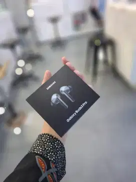 SAMSUNG GALAXY BUDS 3 PRO DAN SAMSUNG GALAXY BUDS 3 FE