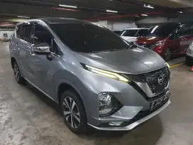 Nissan Livina 2019 VL A/T Abu2 Low KM Pajak Panjang Full Orisinil