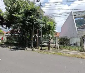 Dijual Rumah Hitung Tanah di Jl Jaksa Agung Suprapto Surabaya Pusat