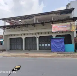 Ruko Gandeng 4 Pintu