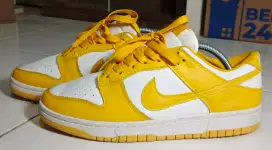 Sepatu Nike SB Dunk Low Laser Orange Size 43
