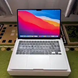 MacBook Air M2 8/256 iBox Fullset