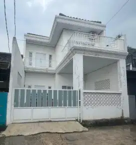 DIJUAL B.U RUMAH 2 LANTAI TEGAL DANAS NEGO SAMPAI DEAL