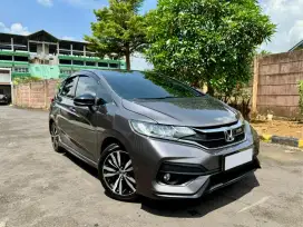 Bismillah, Dijual Honda Jazz GK5 1.5 RS CVT CKD Tahun 2019, Low KM