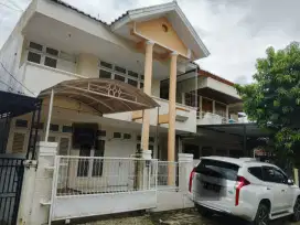 RUMAH MEWAH DI ERAMAS 2000 CAKUNG - PULOGADUNG