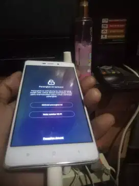 Redmi 3S 2/16 Minus Akun Mi