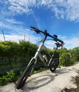 Sepeda polygon gili velo