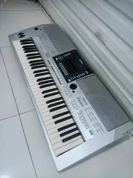 Keyboard Yamaha PSR S 710