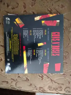 Laser Disc Guns N' Roses Use Your Illusion I & II Live in Tokyo (1992)