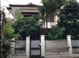 Rumah Hook Nyaman Tananya 246 M² di Kelapa Gading