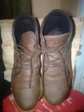 Jual sepatu boot kulit