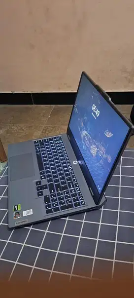 Laptop Lenovo LOQ ARP9 RTX4060 (Sudah Upgrade RAM 24GB dan SSD 1TB)