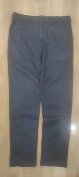 Jual 2 peace celana merek uniqlo & bukaro originall