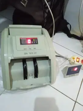 Bill counter/mesin penghitung uang