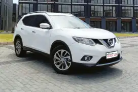 ISTIMEWA!! Nissan X-Trail 2.5 AT 2014