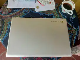 dijual laptop Toshiba dynabook T75/GGS Satellite L50 Series