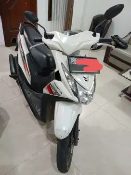 Dijual Honda Beat Fi esp 2014 Lengkap manteppp josss
