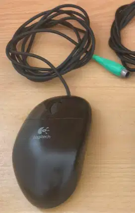 Mouse Optical PS/2 merk Logitech M-SBF96